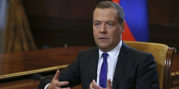 Medvedev javën tjetër në Serbi, do shpalosë qëndrimin e Putin për dialogun me Kosovën Medvedev javën tjetër në Serbi, do shpalosë qëndrimin e Putin për dialogun me Kosovën