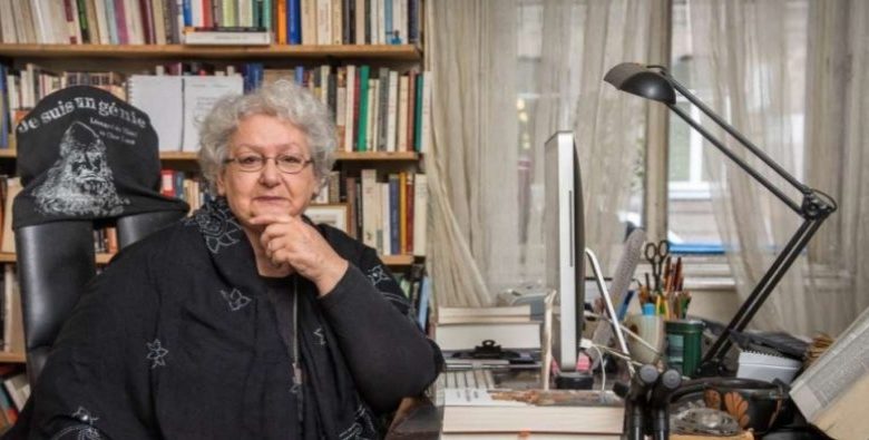 Shkrimtarja serbe: Handke na ka fyer si popull duke mbrojtur një vrasës si Milosheviçi Shkrimtarja serbe: Handke na ka fyer si popull duke mbrojtur një vrasës si Milosheviçi