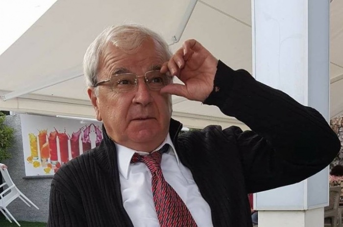 Ngjela: Ku ka grekë në Shqipëri mor Dule ziu, s’ka në Athinë. Kacifas bandit me armë në dorë!