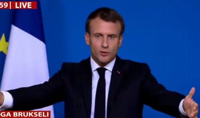“Prishtina të respektojë zotimet”/ Macron i tërheq “veshin” Vuçiç: Drama e Banjskës mos të përsëritet “Prishtina të respektojë zotimet”/ Macron i tërheq “veshin” Vuçiç: Drama e Banjskës mos të përsëritet
