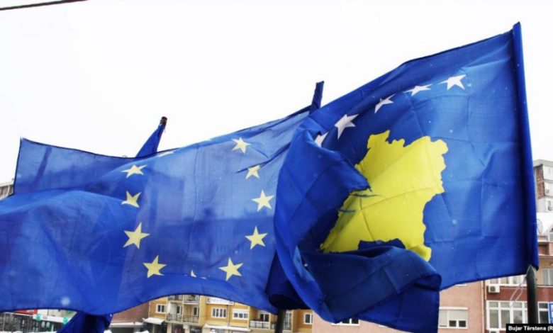 Pas Shqipërisë dhe Maqedonisë së Veriut, Franca bllokon edhe Kosovën: S’ka liberalizim vizash për ju Pas Shqipërisë dhe Maqedonisë së Veriut, Franca bllokon edhe Kosovën: S’ka liberalizim vizash për ju