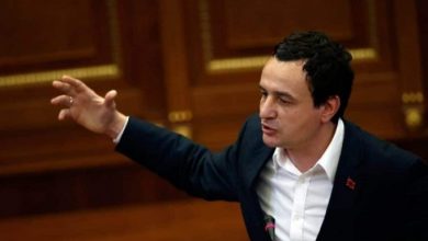 Kurti i bindur se i ka numrat: Qeverinë e re e formojmë pa pakicën serbe me këto deputetë Kurti i bindur se i ka numrat: Qeverinë e re e formojmë pa pakicën serbe me këto deputetë