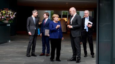 Negociatat/ Merkel: Rikthehemi në pranverën e 2020-ës