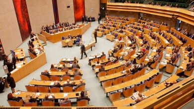 Nuk ndalet Holanda ‘kundër shqiptarëve’, pas Shqipërisë “dritë të kuqe” edhe Kosovës për liberalizimin e vizave Nuk ndalet Holanda ‘kundër shqiptarëve’, pas Shqipërisë “dritë të kuqe” edhe Kosovës për liberalizimin e vizave