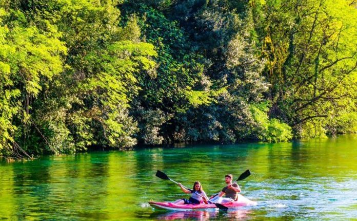 Turizmi në Zonat e Mbrojtura, më shumë se 900 mijë vizitorë vetëm në periudhën janar-shtator Turizmi në Zonat e Mbrojtura, më shumë se 900 mijë vizitorë vetëm në periudhën janar-shtator