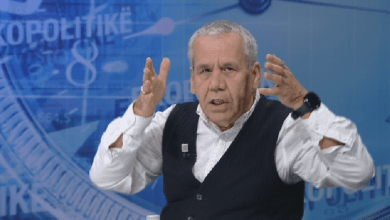 Kim Mehmeti: Le të çmendet Albin Kurti, Rama e ka detyrë t’i qendrojë në krah Kim Mehmeti: Le të çmendet Albin Kurti, Rama e ka detyrë t’i qendrojë në krah