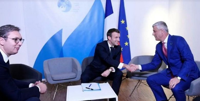 Vuçiç: Dialog me Kosovën, vetëm nëse hiqet taksa me Serbinë Vuçiç: Dialog me Kosovën, vetëm nëse hiqet taksa me Serbinë