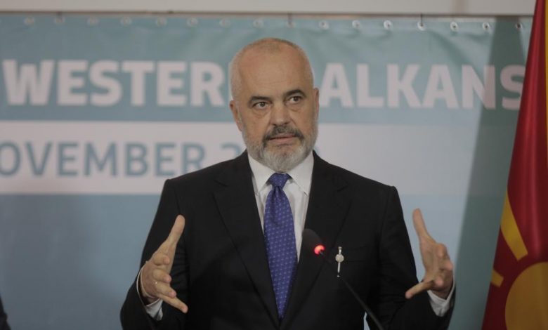 Rama: Mendoj dhe punoj për interesat e Shqipërisë e të Kosovës, duhet të bëjmë gjëra me zgjuarsi Rama: Mendoj dhe punoj për interesat e Shqipërisë e të Kosovës, duhet të bëjmë gjëra me zgjuarsi