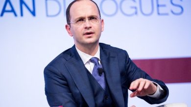 “Besoj në pafajësinë e Thaçit dhe Veselit”, Bushati: E dinim që kishte një proces ndaj disa emrave… “Besoj në pafajësinë e Thaçit dhe Veselit”, Bushati: E dinim që kishte një proces ndaj disa emrave…