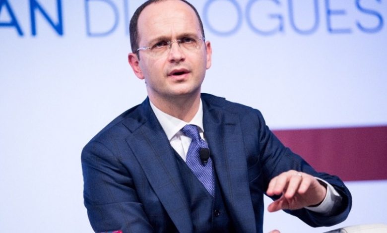“Besoj në pafajësinë e Thaçit dhe Veselit”, Bushati: E dinim që kishte një proces ndaj disa emrave… “Besoj në pafajësinë e Thaçit dhe Veselit”, Bushati: E dinim që kishte një proces ndaj disa emrave…