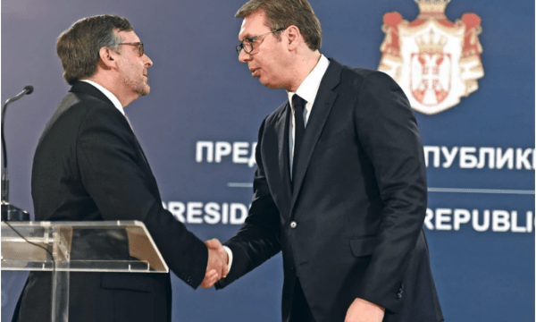 Përfundon takimi Palmer-Vuçiç, SHBA mesazhe të qarta në mes të Beogradit Përfundon takimi Palmer-Vuçiç, SHBA mesazhe të qarta në mes të Beogradit