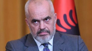 Rama: Hyrje-dalje pa kontroll mes Shqipërisë dhe Kosovës, duhet të bëjmë njehsimin e dokumentave Rama: Hyrje-dalje pa kontroll mes Shqipërisë dhe Kosovës, duhet të bëjmë njehsimin e dokumentave