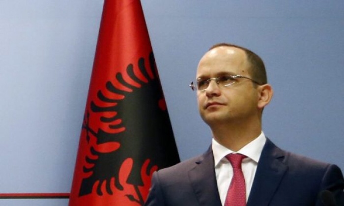 Fitorja e Vetëvendosjes, Bushati: Sovrani shembi të vjetrën dhe përqafoi shpresën Fitorja e Vetëvendosjes, Bushati: Sovrani shembi të vjetrën dhe përqafoi shpresën