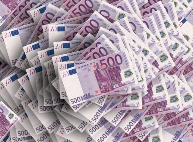 Zbulohet shifra marramendëse që shqiptarët e kosovës humbasin në bankat e Serbisë Zbulohet shifra marramendëse që shqiptarët e kosovës humbasin në bankat e Serbisë