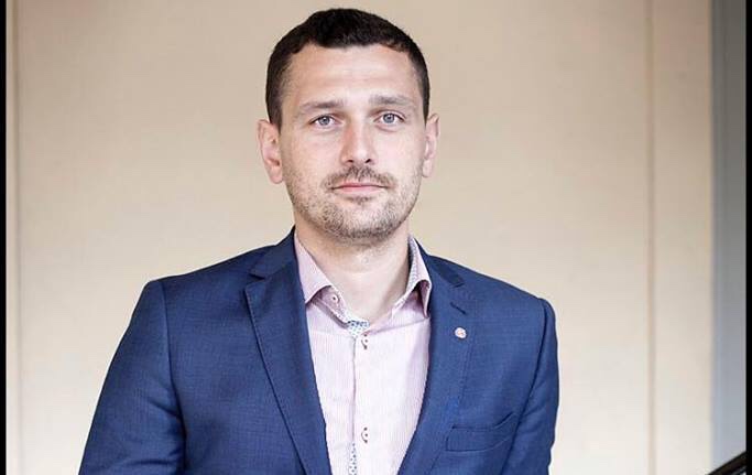 Deputeti Shqiptar në Suedi nesër pritet ta rrëzojë Andrey Kondratyev si raportues për Kosovën në KE Deputeti Shqiptar në Suedi nesër pritet ta rrëzojë Andrey Kondratyev si raportues për Kosovën në KE