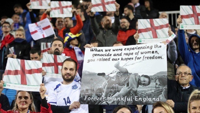 “Kur ne po përjetonim genocid, ju na dhatë shpresë për liri”! Tifozët e Kosovës gjest mirënjohje ndaj Britanisë së Madhe “Kur ne po përjetonim genocid, ju na dhatë shpresë për liri”! Tifozët e Kosovës gjest mirënjohje ndaj Britanisë së Madhe