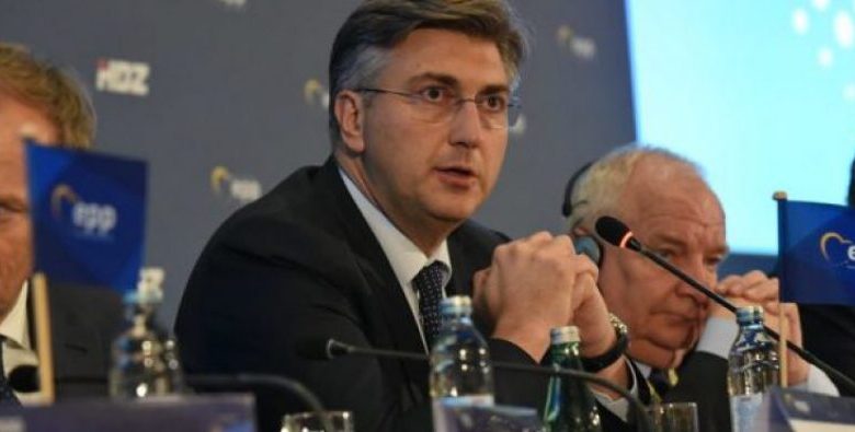 “Samiti i majit përcakton fatin e Shqipërisë për 10 vitet e ardhshme” “Samiti i majit përcakton fatin e Shqipërisë për 10 vitet e ardhshme”