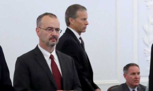 Ambasadori i ri amerikan në Beograd kundër një zgjidhjeje të imponuar për Kosovën e Serbinë Ambasadori i ri amerikan në Beograd kundër një zgjidhjeje të imponuar për Kosovën e Serbinë