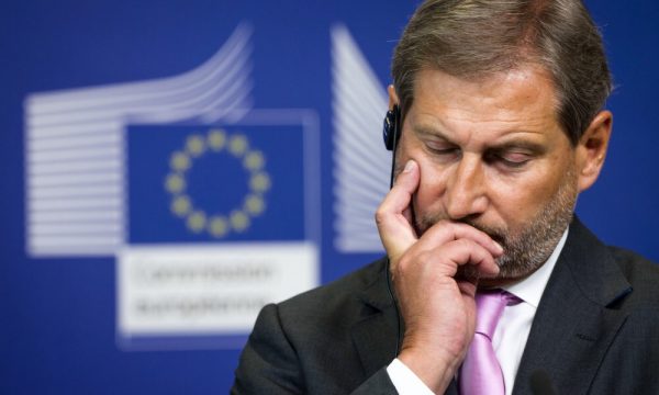 Franca ndryshon rregullat, Hahn: Marrëveshja Kosovë-Serbi ka sens vetëm nëse sigurohet integrimi në BE Franca ndryshon rregullat, Hahn: Marrëveshja Kosovë-Serbi ka sens vetëm nëse sigurohet integrimi në BE