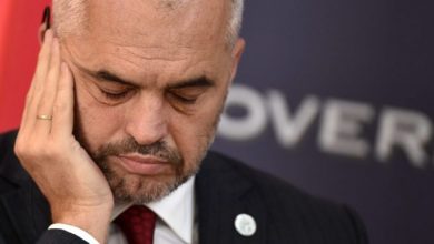 Mbi gabimet e Edi Ramës dhe sulmet nganjëherë histerike kundër tij nga çarshia digjitale e Kosovës Mbi gabimet e Edi Ramës dhe sulmet nganjëherë histerike kundër tij nga çarshia digjitale e Kosovës