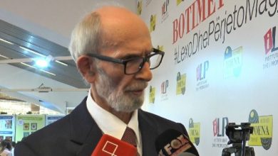 Debati Rama-Kurti për Shengenin Ballkanik, Rexhep Qosja: Bashkëpunoni në të mirë të Shqipërisë dhe Kosovës Debati Rama-Kurti për Shengenin Ballkanik, Rexhep Qosja: Bashkëpunoni në të mirë të Shqipërisë dhe Kosovës