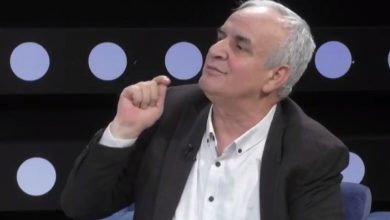 “Masakra e Krushës, e barabartë me atë të Vukovarit”, Nazarko: Kaseta duhet të ishte talizmani ynë, të shfaqej kudo! Bellanica meriton bust në mes të Prishtinës “Masakra e Krushës, e barabartë me atë të Vukovarit”, Nazarko: Kaseta duhet të ishte talizmani ynë, të shfaqej kudo! Bellanica meriton bust në mes të Prishtinës