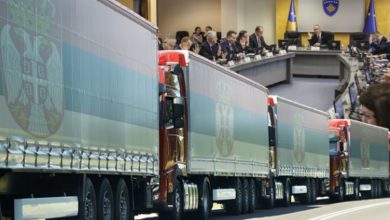 Shefi i Doganës: Për 1 vit importi nga Serbia e Bosnja ra për 514 milonë euro për shkak të taksës Shefi i Doganës: Për 1 vit importi nga Serbia e Bosnja ra për 514 milonë euro për shkak të taksës