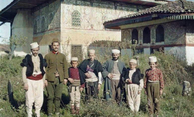 Detaje se si ishte zhytur Tetova në mjerim më 1913 Detaje se si ishte zhytur Tetova në mjerim më 1913