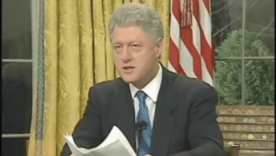 Fjalimi i Bill Clintonit për vrasjet në Kosovë pak para bombardimeve të NATO-s (VIDEO) Fjalimi i Bill Clintonit për vrasjet në Kosovë pak para bombardimeve të NATO-s (VIDEO)