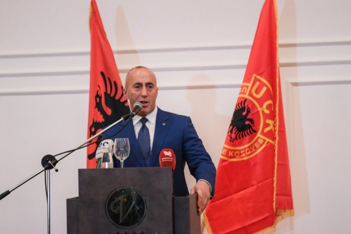 Haradinaj kërkesë veteranëve: Mos lejoni t’ua vënë në pikëpyetje krenarinë Haradinaj kërkesë veteranëve: Mos lejoni t’ua vënë në pikëpyetje krenarinë