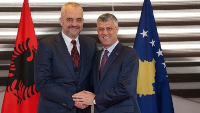 Thaçi ftesë Ramës: Të heqim kufirin dhe doganën mes Shqipërisë dhe Kosovës Thaçi ftesë Ramës: Të heqim kufirin dhe doganën mes Shqipërisë dhe Kosovës