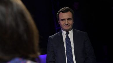Ilustrimi i Kurtit: Edi Rama është basketbollist por bëri gabim në hapa, topi te Vuçiq Ilustrimi i Kurtit: Edi Rama është basketbollist por bëri gabim në hapa, topi te Vuçiq