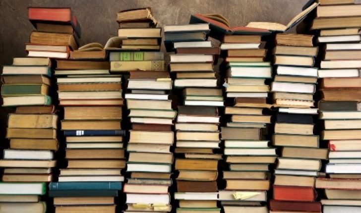 “Për Manastirin”, nis mbledhja e librave për të hapur bibliotekën e parë shqipe “Për Manastirin”, nis mbledhja e librave për të hapur bibliotekën e parë shqipe