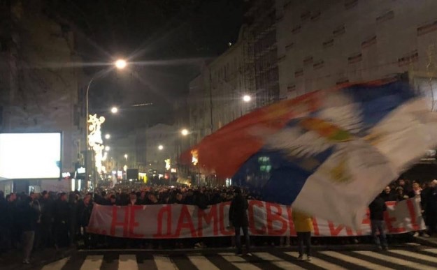 Sulmohet Ambasada e Malit të Zi në Beograd, reagon PD: Heshtja e qeverisë shqiptare, e papranueshme Sulmohet Ambasada e Malit të Zi në Beograd, reagon PD: Heshtja e qeverisë shqiptare, e papranueshme