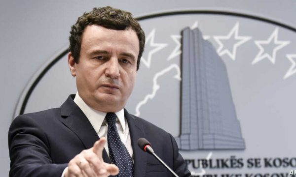 Kurti-Thaçit: Të dridhet zëri si kalama, le të dalim në debat televiziv, nëse do merre edhe Pacollin