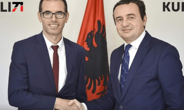 “UÇK ka kryer krime lufte”: Këshilltari i Kurtit sqaron deklaratën