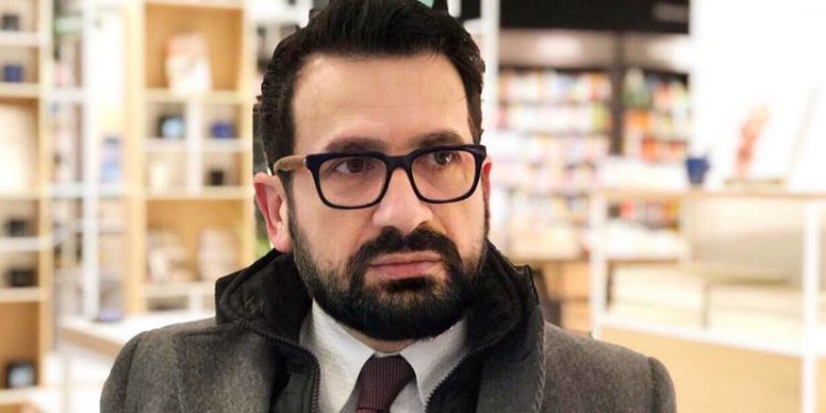 Pse gjykata e Kosovës vetë-fundosi sot Albin Kurtin? Pse gjykata e Kosovës vetë-fundosi sot Albin Kurtin?