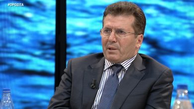 Mediu: Serbia ka tentuar që çështjen e Kosovës ta trajtojë nëpërmjet Shqipërisë, Rama s’ka autoritet për negociator Mediu: Serbia ka tentuar që çështjen e Kosovës ta trajtojë nëpërmjet Shqipërisë, Rama s’ka autoritet për negociator