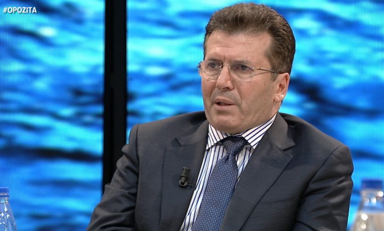 Mediu: Serbia ka tentuar që çështjen e Kosovës ta trajtojë nëpërmjet Shqipërisë, Rama s’ka autoritet për negociator Mediu: Serbia ka tentuar që çështjen e Kosovës ta trajtojë nëpërmjet Shqipërisë, Rama s’ka autoritet për negociator
