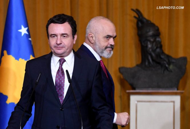 Qeveria e Kosovës “hedh poshtë” draftin e Ramës: Nuk kërkuam ndihmë, ka zero rëndësi Qeveria e Kosovës “hedh poshtë” draftin e Ramës: Nuk kërkuam ndihmë, ka zero rëndësi