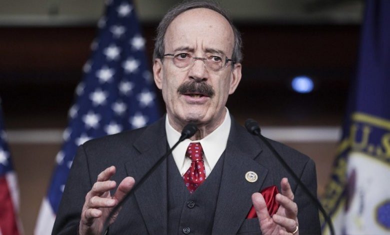 Eliot Engel: Më thyhet zemra që ia kemi kthyer shpinën popullit të Kosovës Eliot Engel: Më thyhet zemra që ia kemi kthyer shpinën popullit të Kosovës