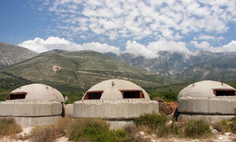 Bunkerët shqiptarë tërheqin sërish syrin e medias së huaj: Faqja prestitigjioze i cilëson si ‘relike të komunizmit’ Bunkerët shqiptarë tërheqin sërish syrin e medias së huaj: Faqja prestitigjioze i cilëson si ‘relike të komunizmit’