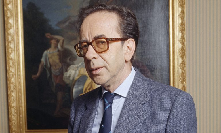 Ismail Kadare: Nuk do të ketë paqe në Ballkan, pa u zgjidhur çështja shqiptaro-serbe! Ismail Kadare: Nuk do të ketë paqe në Ballkan, pa u zgjidhur çështja shqiptaro-serbe!