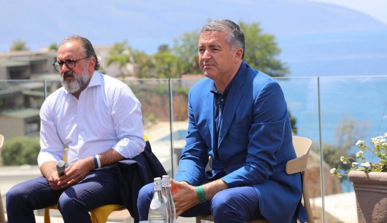 Aplikimi në e-albania për biznesin e turizmit. Kush shkel rregullat, konfiskim shezllonësh deri në heqje liçence Aplikimi në e-albania për biznesin e turizmit. Kush shkel rregullat, konfiskim shezllonësh deri në heqje liçence
