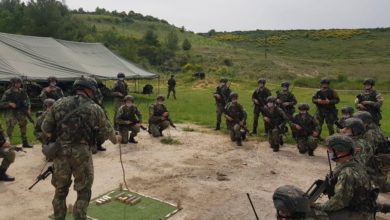 Fotot/ Çfarë po ndodh? Për herë të parë trupa komando në Kosovë Fotot/ Çfarë po ndodh? Për herë të parë trupa komando në Kosovë