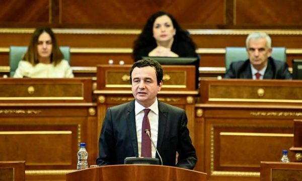 “I morën grupet kriminale,‘SIE’ dhe ‘Kobra’!”/ Rrëmbimi i 3 efektivëve nga serbët, Kurti jep DETAJE: Ja pse nuk përmend emra “I morën grupet kriminale,‘SIE’ dhe ‘Kobra’!”/ Rrëmbimi i 3 efektivëve nga serbët, Kurti jep DETAJE: Ja pse nuk përmend emra