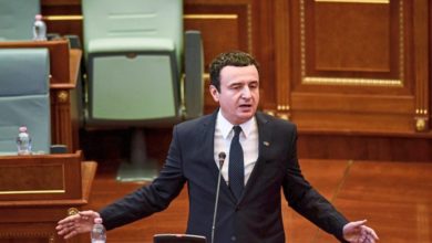 Heqja e reciprocitetit/ Kurti nuk ndal akuzat: U mohua shpallja e pavarësisë dhe sovraniteti i Kosovës Heqja e reciprocitetit/ Kurti nuk ndal akuzat: U mohua shpallja e pavarësisë dhe sovraniteti i Kosovës