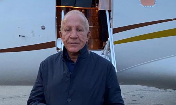 Erdhi me “zhurmë” në Kosovë, Pacolli rikthehet sërish në Zvicër Erdhi me “zhurmë” në Kosovë, Pacolli rikthehet sërish në Zvicër