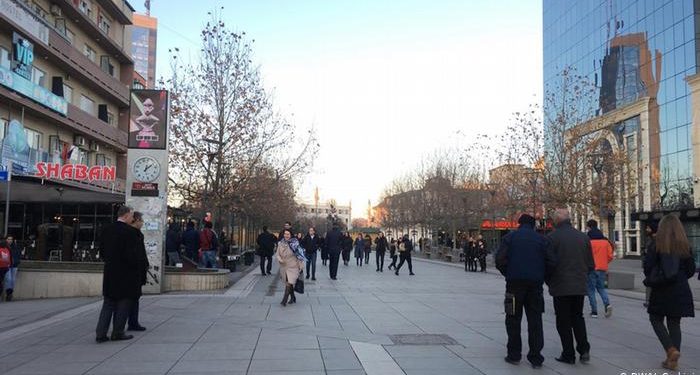Situata u lehtësua në 4 maj, Prishtina rrezikon sërish izolimin total Situata u lehtësua në 4 maj, Prishtina rrezikon sërish izolimin total