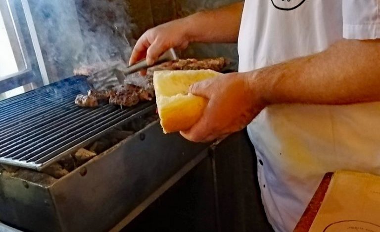 Promovimi i traditës shqiptare, shkrimtarja japoneze rrëfen mbresat nga Tirana: Ja çfarë më ka ngelur në mendje Promovimi i traditës shqiptare, shkrimtarja japoneze rrëfen mbresat nga Tirana: Ja çfarë më ka ngelur në mendje